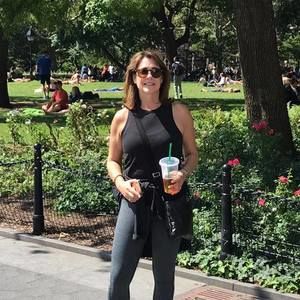 Meet your Posher, Julie